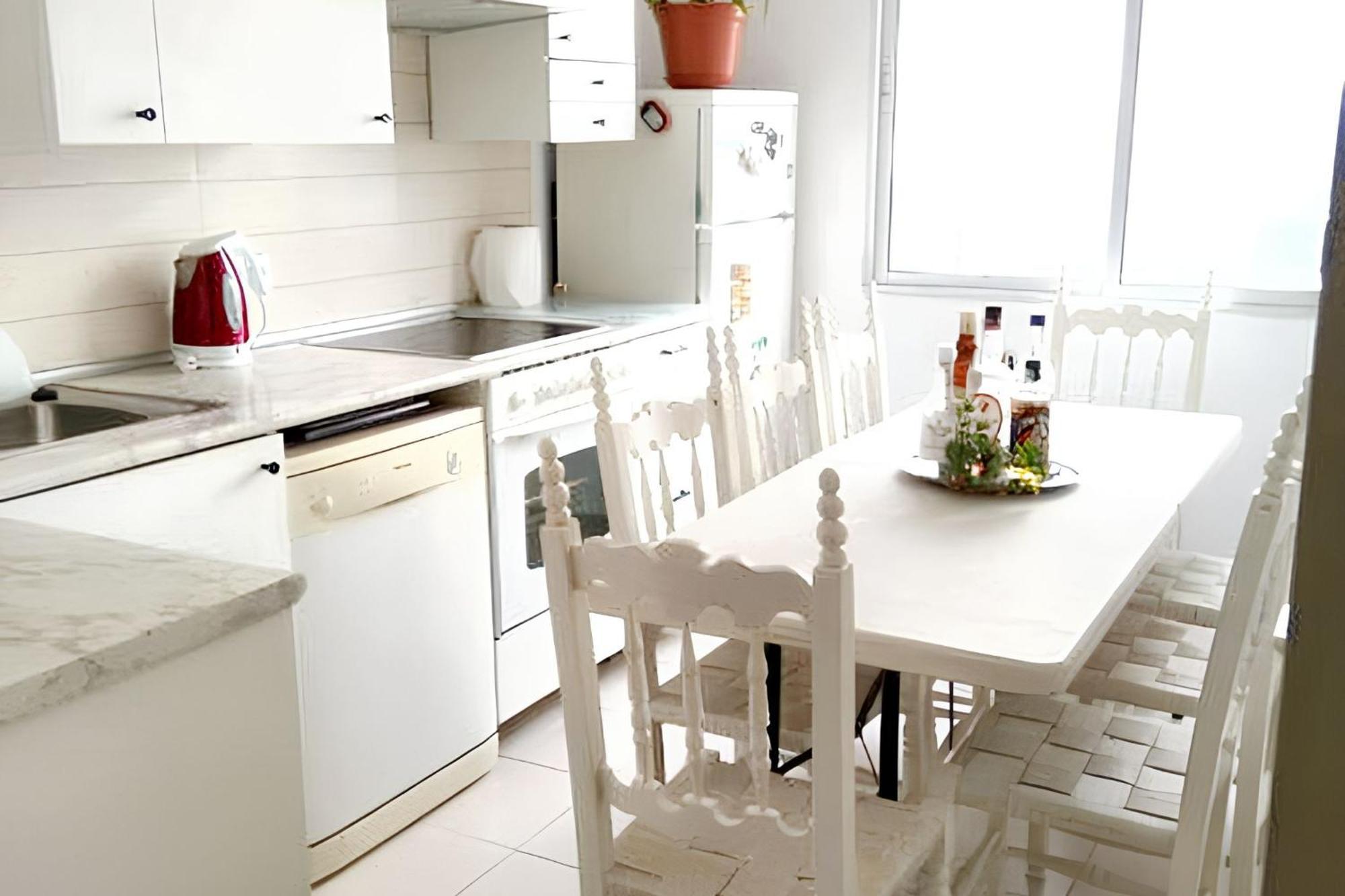 Welcoming House In Burgos With Terrace And City View エクステリア 写真